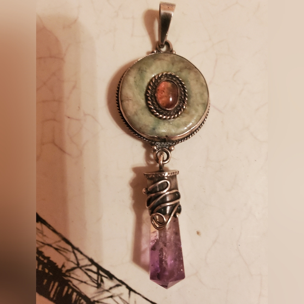 Pendant
